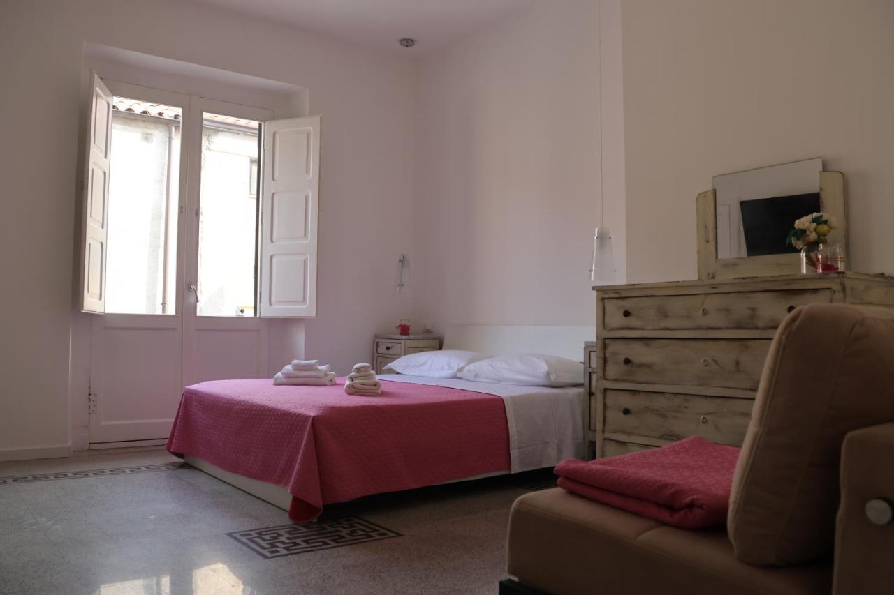 Hotel Il Borgo Civ.15 Paola Esterno foto