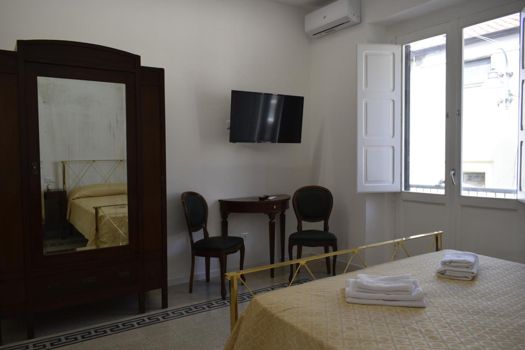 Hotel Il Borgo Civ.15 Paola Esterno foto